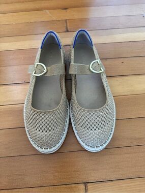 Rothy’s Women's metallic gold Knit Mary Jane Flats with Gold Buckle